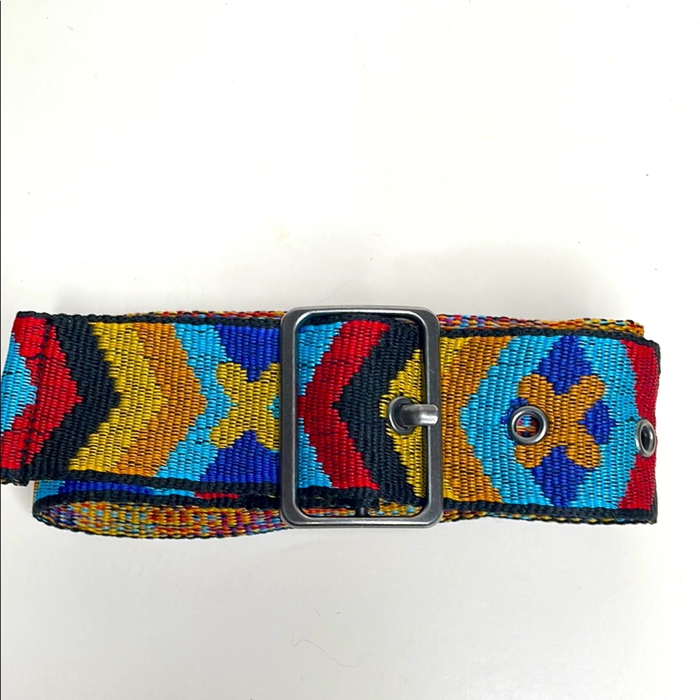 American Girl Saige southwest style woven belt, size m 10/12, up to a 31“ waist